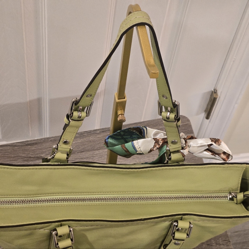 Coach Light Green Leather Tote Bag - Picture 8 of 16